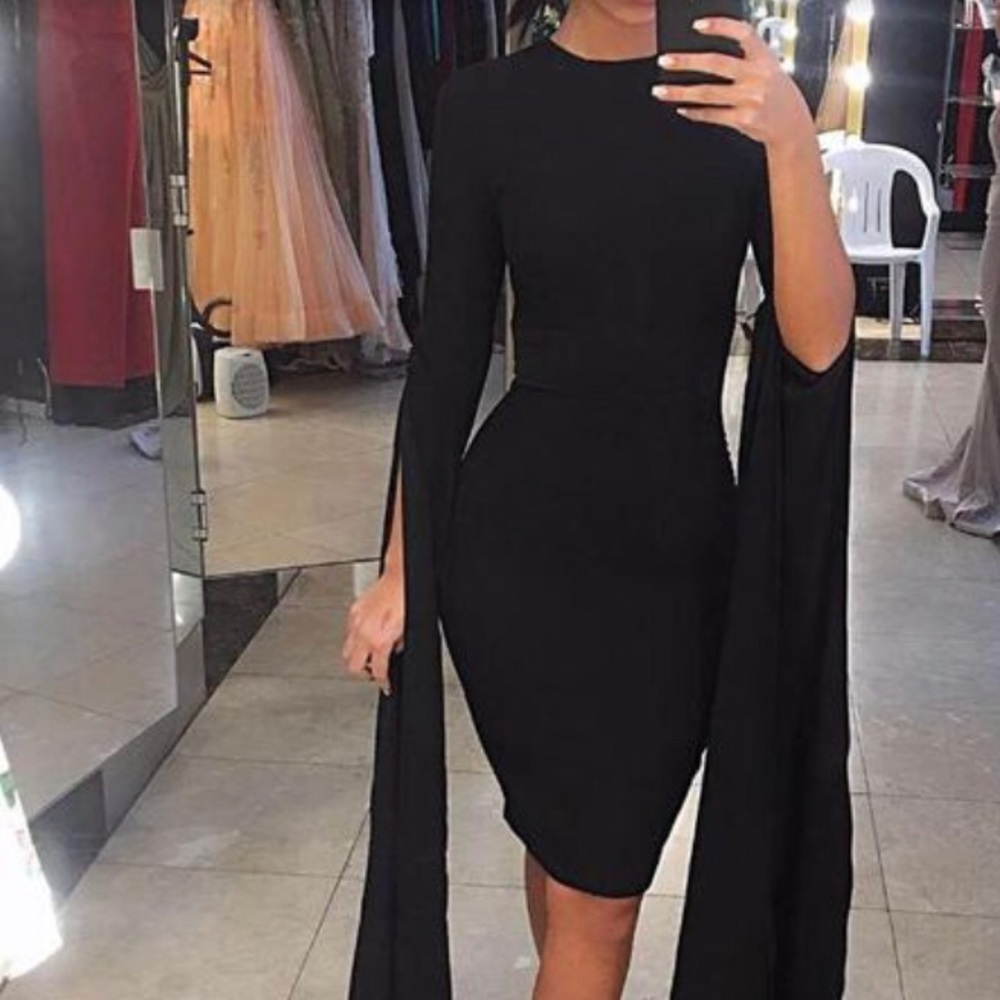 Black dress - Picture 1 of 1